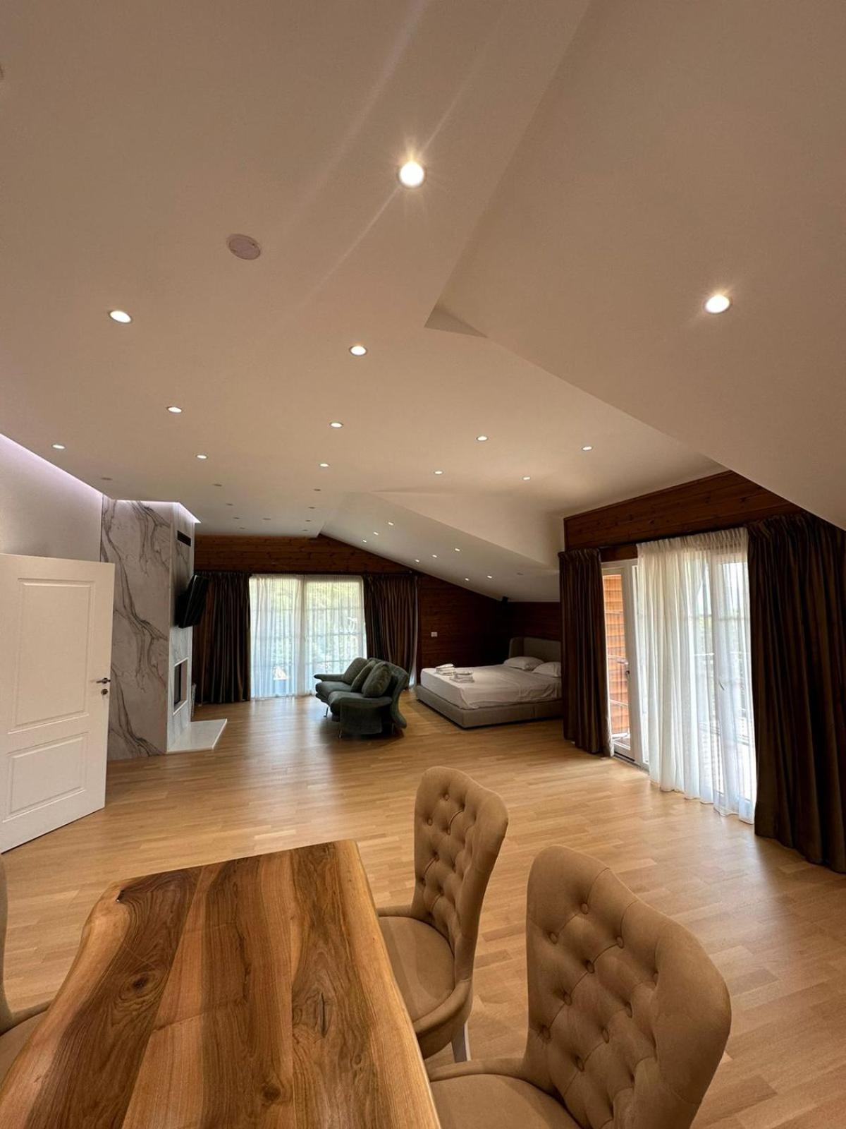 Bianca Hotel & Villa Priska e Madhe Ngoại thất bức ảnh